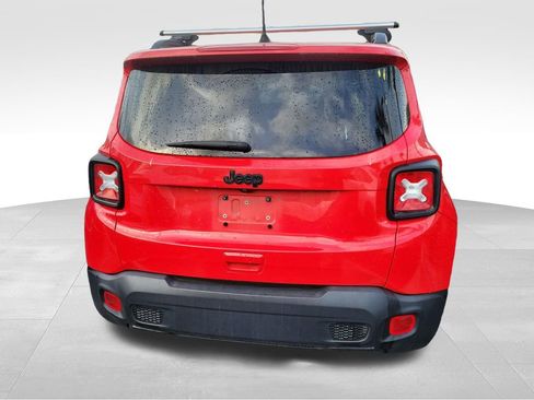 Used 2019 Jeep Renegade Altitude w/ Quick Order Package 2XM FWD image 15