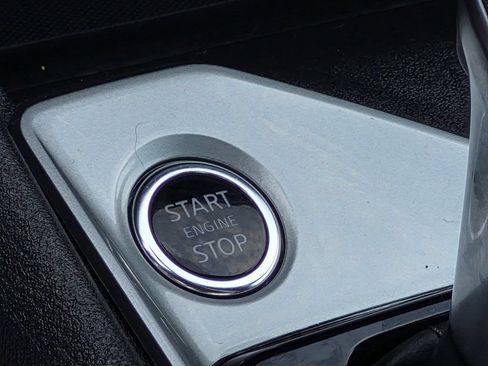 Used 2025 Nissan Altima 2.5 SV FWD image 16