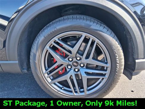 Used 2025 Ford Explorer ST w/ Sun And Sound Package image 9