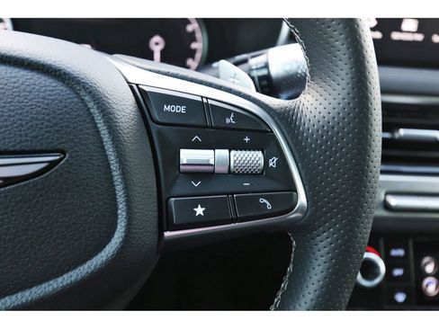 Used 2026 Genesis G70 2.5T Prestige image 18