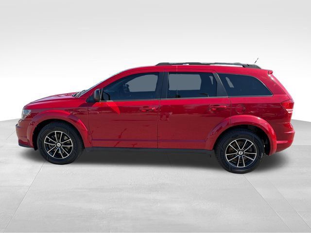Used 2018 Dodge Journey SE w/ Blacktop Package FWD image 4