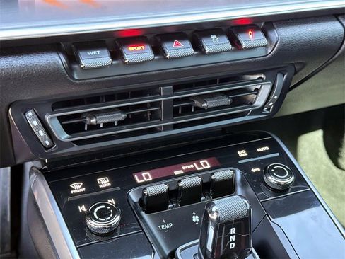 Used 2020 Porsche 911 Carrera image 21