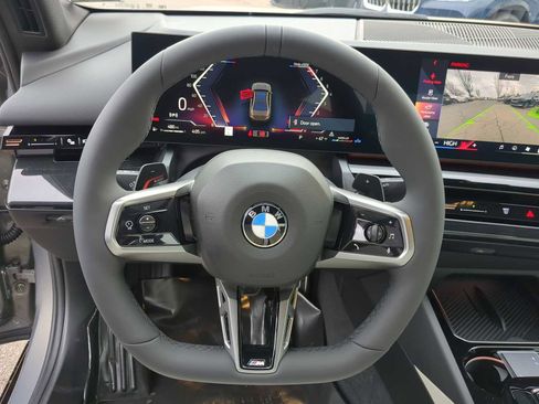 New 2026 BMW 530i xDrive w/ M Sport Package image 25