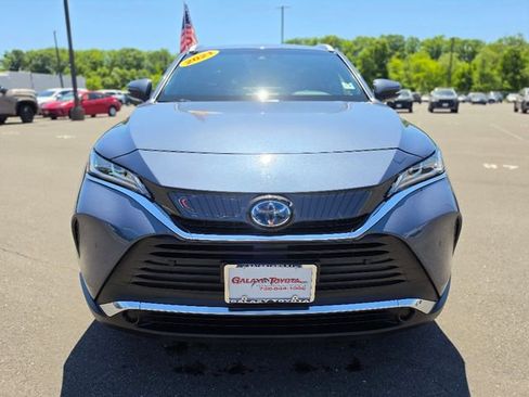 Used 2021 Toyota Venza XLE w/ Softex Package AWD/4WD image 2
