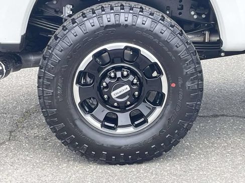 New 2026 Ford F250 Platinum w/ Tremor Off-Road Package AWD/4WD image 7