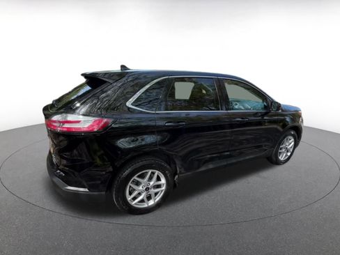 Used 2024 Ford Edge SEL image 15