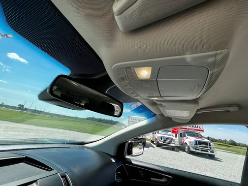 Used 2020 Ford Edge SEL AWD/4WD image 20