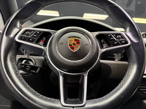 Used 2020 Porsche Cayenne AWD/4WD image 23
