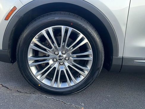 Used 2016 Lincoln MKX Reserve image 10