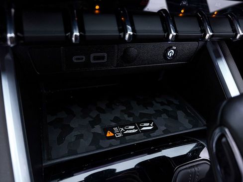 Used 2023 Chevrolet Colorado ZR2 w/ ZR2 Convenience Package III image 28