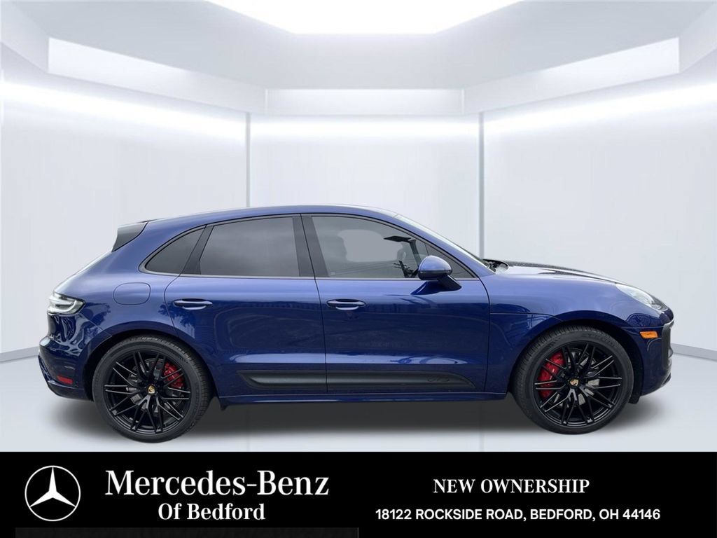 Used 2022 Porsche Macan GTS AWD/4WD image 6