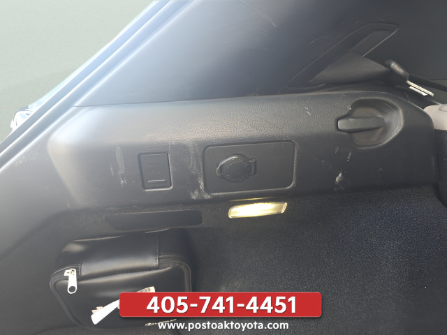 Used 2021 Lexus UX 250h w/ Premium Package AWD/4WD image 31