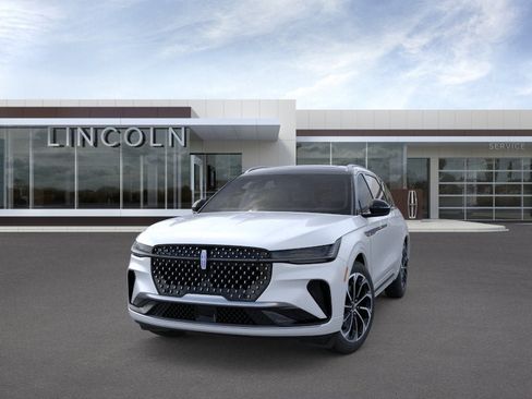 New 2026 Lincoln Nautilus Reserve AWD/4WD image 3