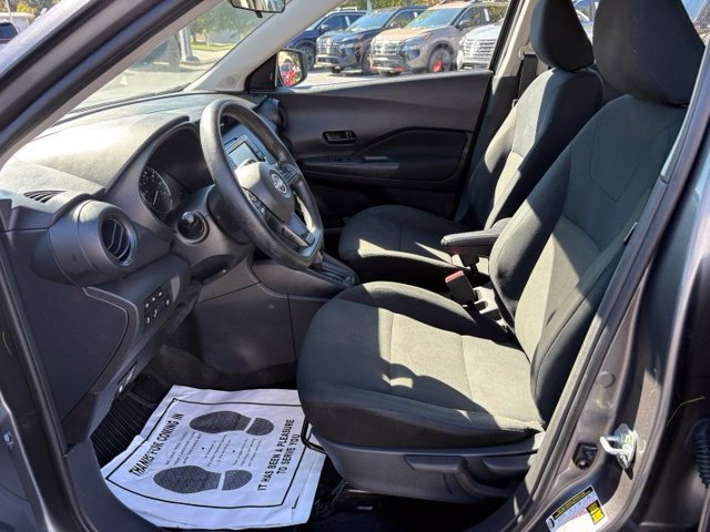 Used 2024 Nissan Kicks S FWD image 12