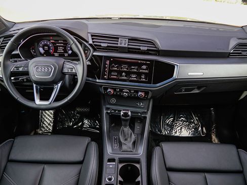 Certified 2025 Audi Q3 2.0T Premium w/ Convenience Package image 14