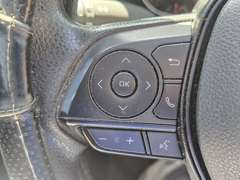 Used 2022 Toyota RAV4 LE FWD image 24