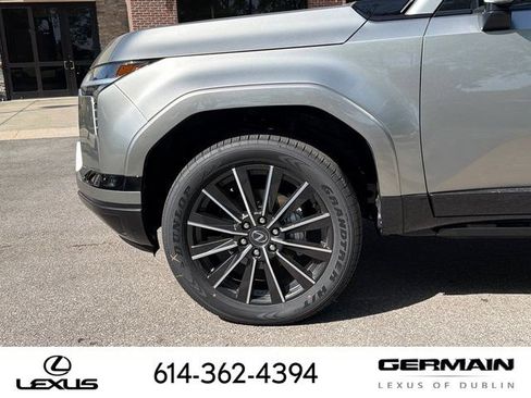 New 2026 Lexus GX 550 AWD/4WD image 12