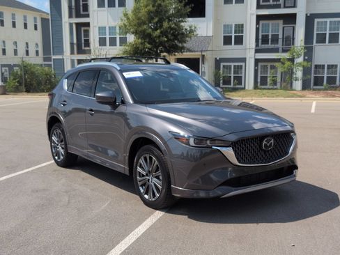 Used 2025 MAZDA CX-5 Signature AWD/4WD image 2