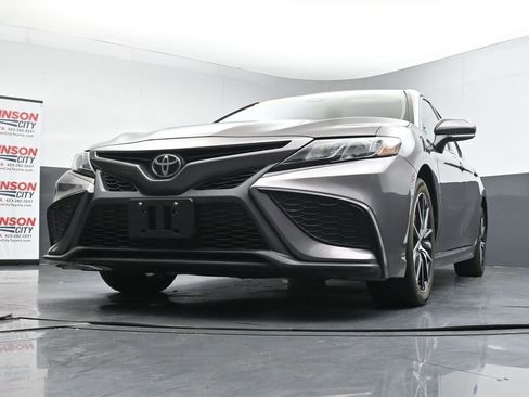 Used 2024 Toyota Camry SE FWD image 34