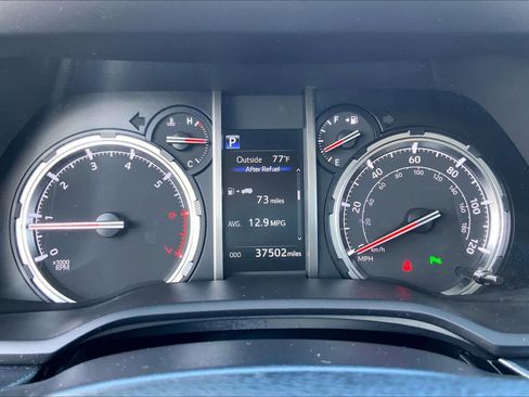 Used 2024 Toyota 4Runner Limited RWD image 25
