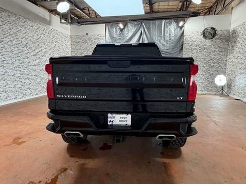 Used 2019 Chevrolet Silverado 1500 LT Trail Boss w/ Convenience Package AWD/4WD image 5