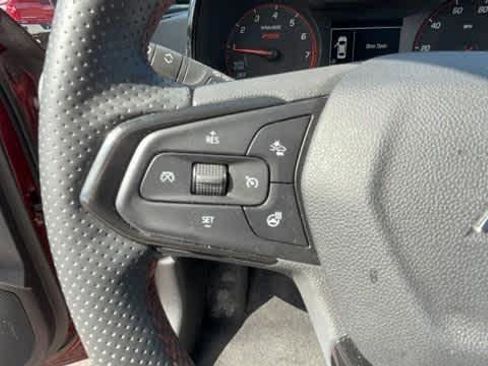 Used 2024 Chevrolet Trax RS w/ Sunroof Package FWD image 14