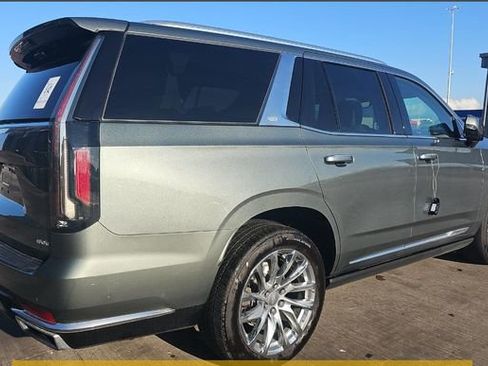 Used 2023 Cadillac Escalade Premium Luxury Platinum w/ LPO, Radiant Package AWD/4WD image 2