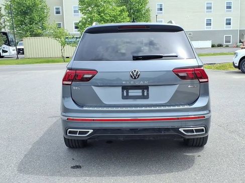 Used 2022 Volkswagen Tiguan SEL R-Line AWD/4WD image 6