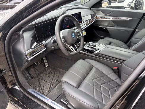 Used 2026 BMW i7 xDrive60 w/ Executive Package AWD/4WD image 26