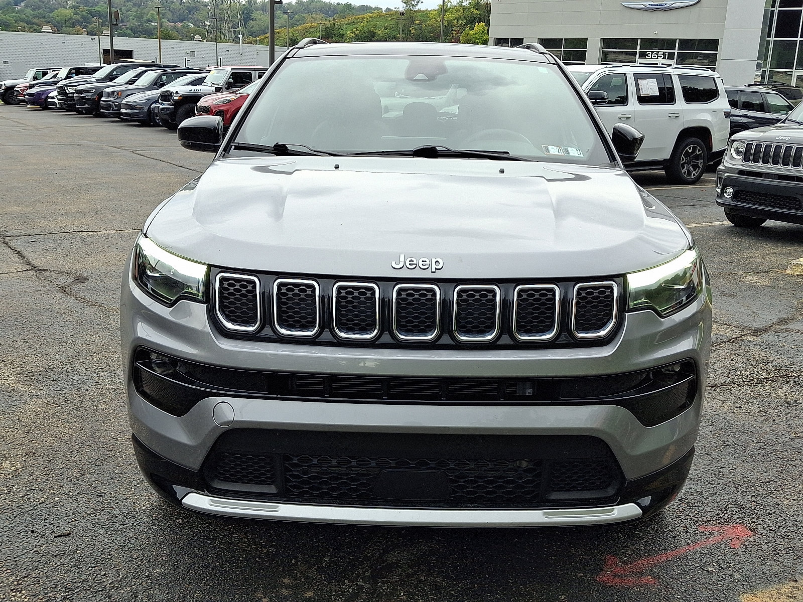 Certified 2023 Jeep Compass Limited w/ Elite Group AWD/4WD image 2