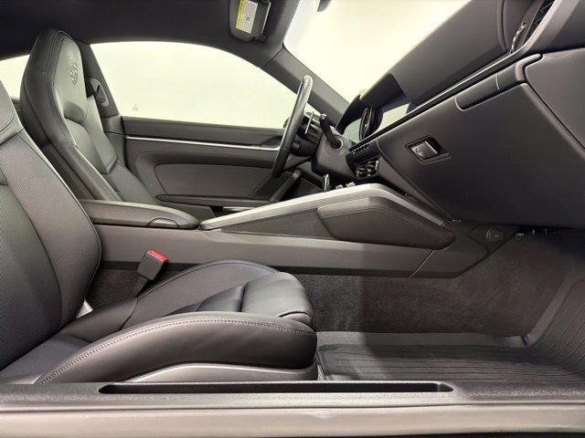 Used 2020 Porsche 911 Carrera RWD image 19