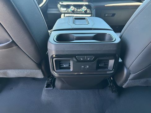 Used 2022 GMC Sierra 1500 AT4 w/ AT4 Preferred Package AWD/4WD image 24