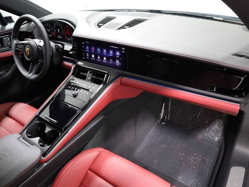 New 2026 Porsche Panamera RWD image 6
