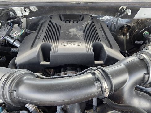 Used 2017 Ford F150 Lariat RWD image 29