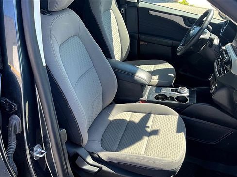 Used 2022 Ford Escape SE w/ Convenience Package AWD/4WD image 6