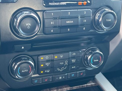 Used 2017 Ford F350 Lariat w/ Camper Package image 17