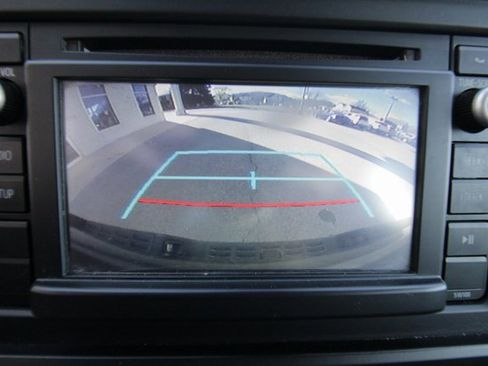 Used 2018 Toyota Tacoma SR5 image 28