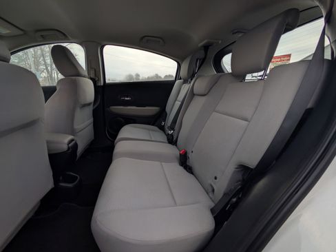 Used 2021 Honda HR-V LX image 29