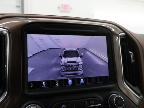 Used 2023 Chevrolet Silverado 3500 High Country image 20