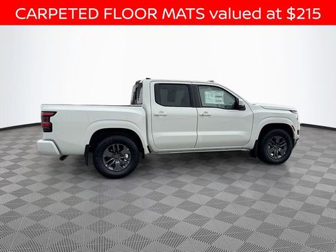 Certified 2025 Nissan Frontier SV w/ SV Convenience Package RWD image 5