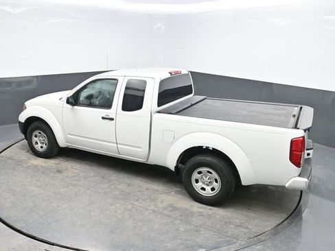 Used 2019 Nissan Frontier S image 16