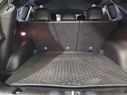 Certified 2021 Jeep Compass 80th Special Edition image 20