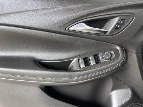 Used 2024 Buick Encore GX Preferred FWD image 10