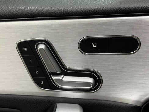 Used 2019 Mercedes-Benz A 220 4MATIC image 13