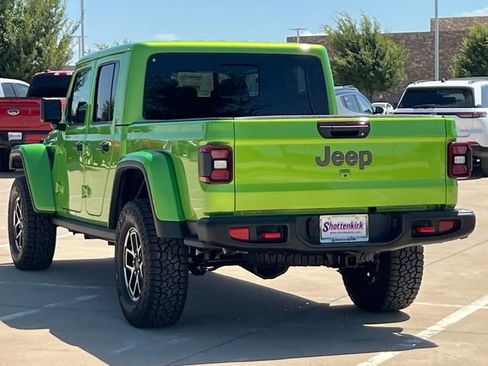 New 2025 Jeep Gladiator Rubicon w/ Convenience Group image 5