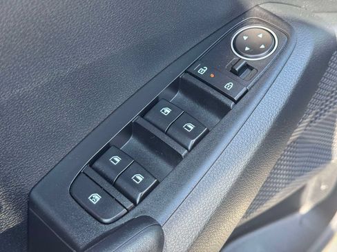 Used 2024 Kia Seltos LX AWD/4WD image 15