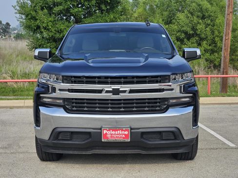 Used 2019 Chevrolet Silverado 1500 LT w/ Texas Edition RWD image 2