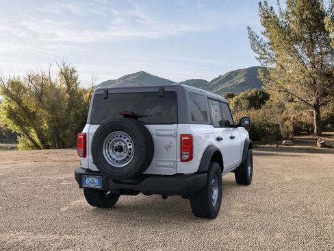 New 2025 Ford Bronco 4-Door image 8