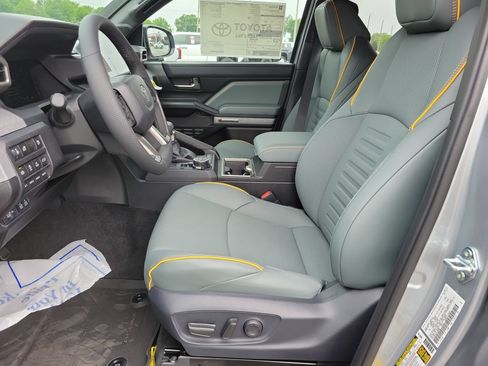 New 2025 Toyota Tacoma Trailhunter Hybrid image 12