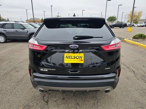 Used 2024 Ford Edge Titanium image 8